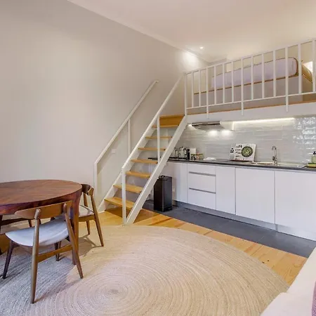 Almada 151 - 1t Appartement